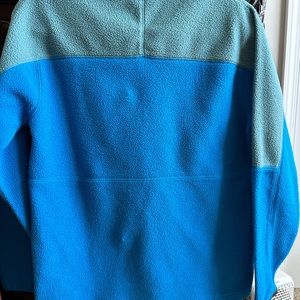 Women’s half zip pullover